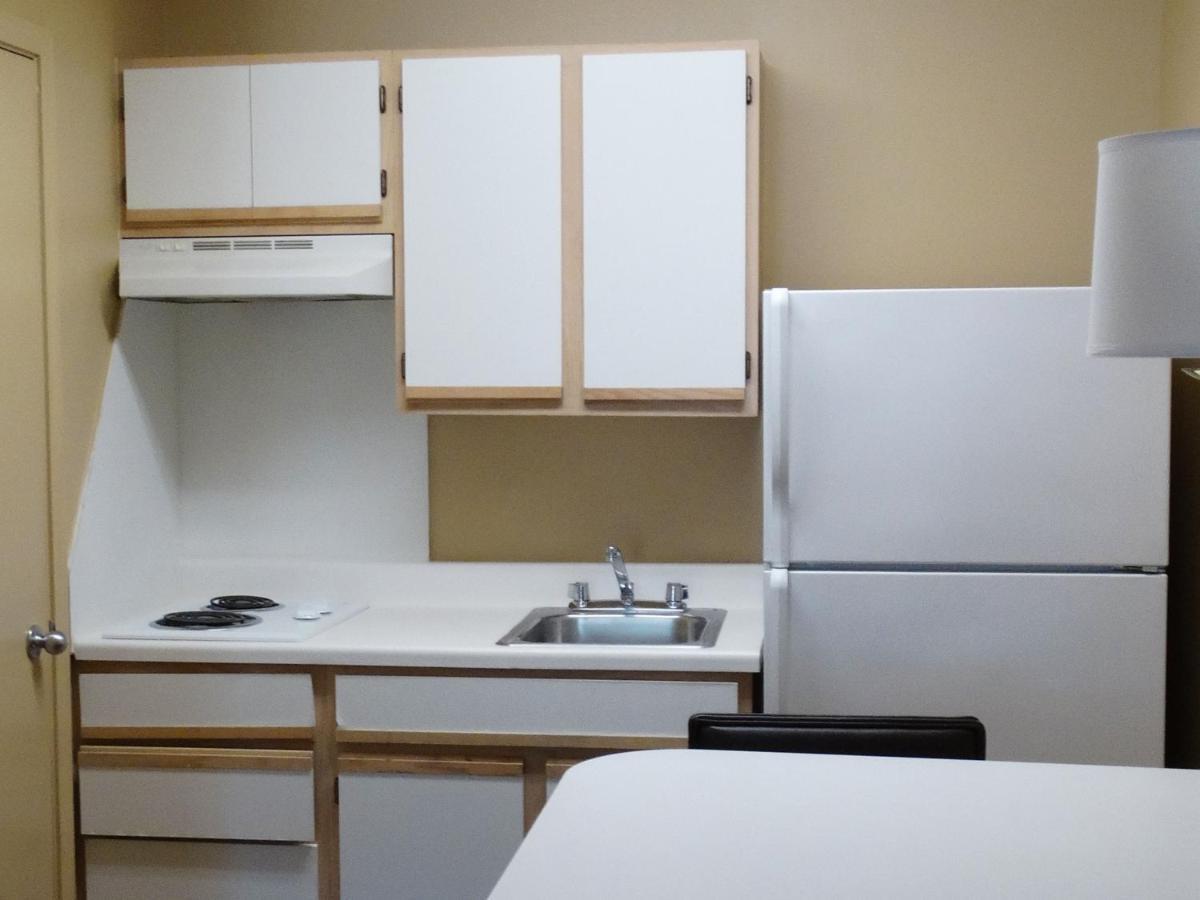 Extended Stay America Select Suites - Raleigh - Research Triangle Park - Hwy 55 Durham megye  Kültér fotó