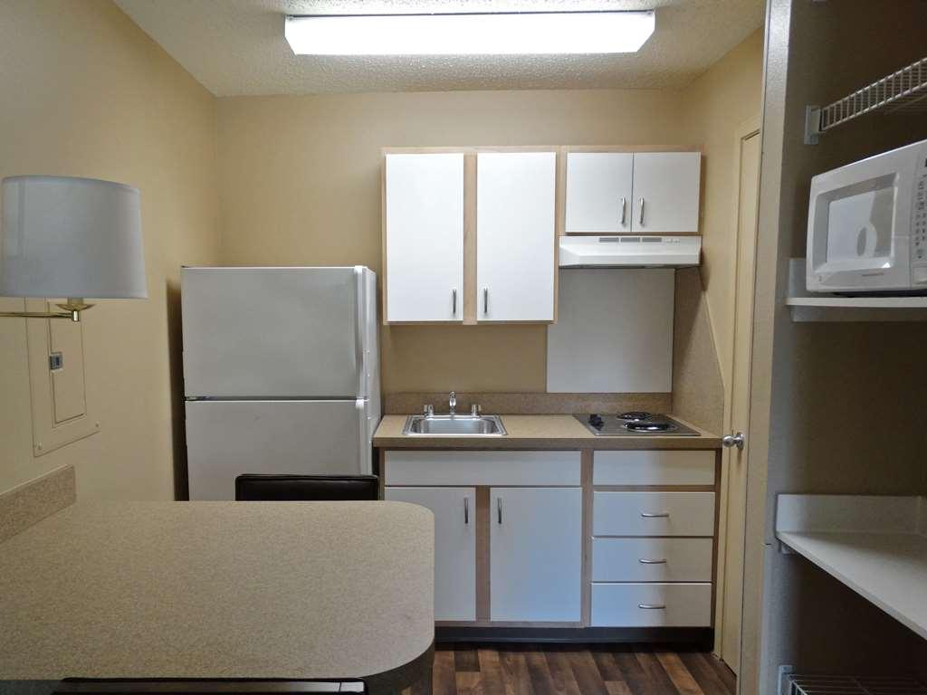 Extended Stay America Select Suites - Raleigh - Research Triangle Park - Hwy 55 Durham megye  Szoba fotó