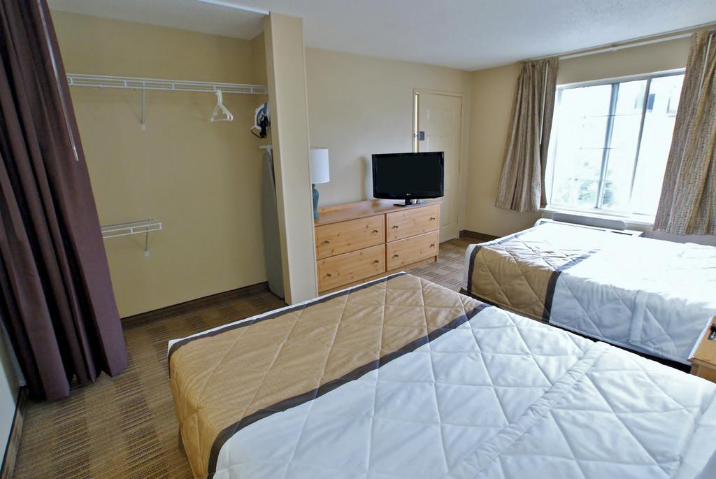 Extended Stay America Select Suites - Raleigh - Research Triangle Park - Hwy 55 Durham megye  Kültér fotó